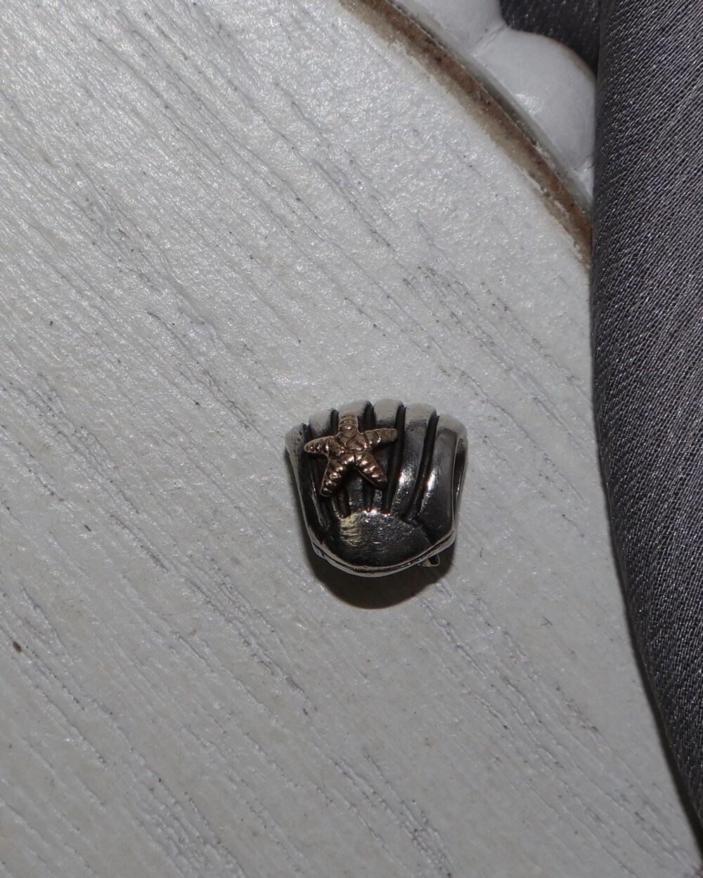 Retired Pandora Sterling Silver & 14k Shell Charm 3.1G / 0.4in